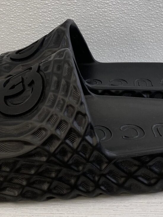 NEW Gucci Interlocking G Water Ripple Slide Men\'s US9 UK10 Black Rubber
